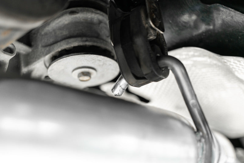 MBRP Dodge Challenger 5.7L HEMI Cat Back Dual Split Rear