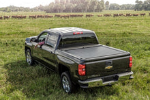 Load image into Gallery viewer, Roll-N-Lock 05-20 Nissan Frontier Crew Cab SB 58 1/2in M-Series Retractable Tonneau Cover