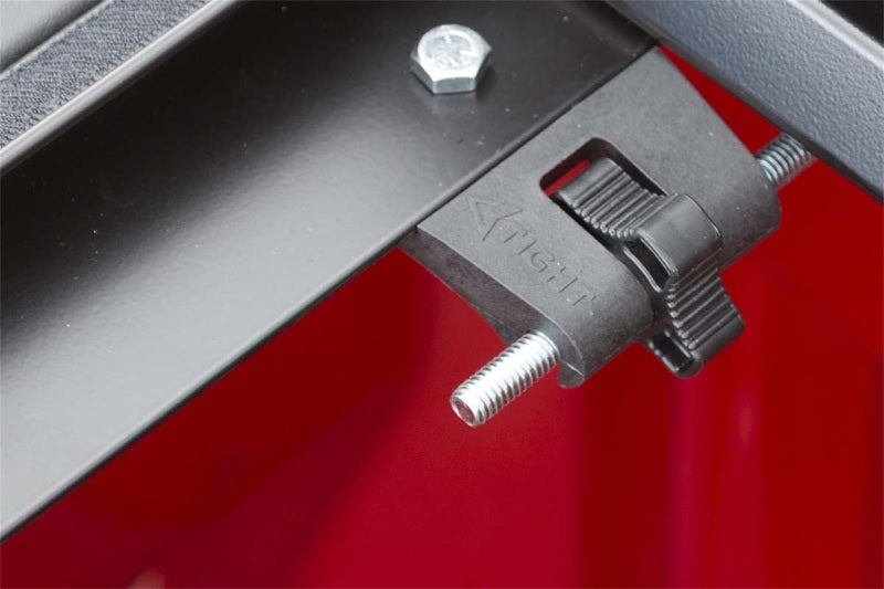 Access Lorado 06-10 Raider Ext. Cab 6ft 6in Bed Roll-Up Cover