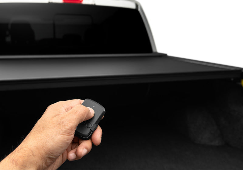 Roll-N-Lock Ford Maverick 54.4in E-Series Retractable Tonneau Cover