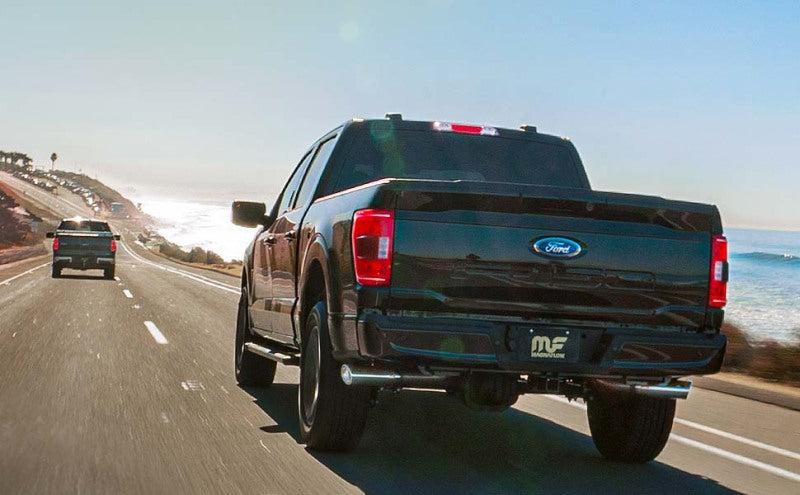 MagnaFlow SYS C/B 2010 Nissan Titan 5.6L