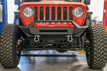 Load image into Gallery viewer, DV8 Offroad 2018+ Jeep Wrangler JL Front Bumper w/ Bull Bar