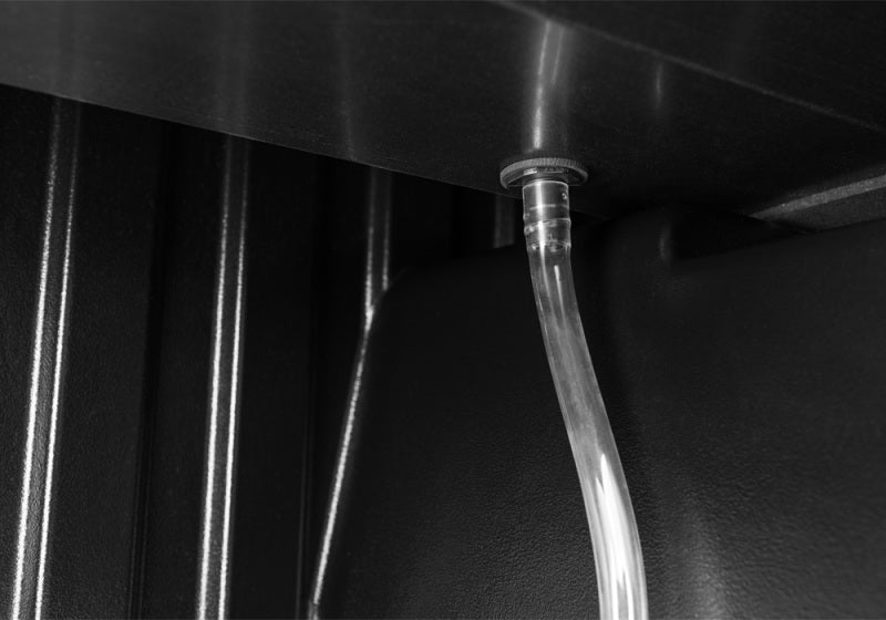 Retrax 2022+ Toyota Tundra Regular & Double Cab 6.5ft Bed w/ Deck Rail System RetraxPRO XR