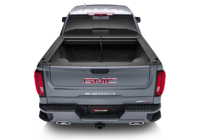 Roll-N-Lock Chevrolet Silverado 1500 72.5in Bed M-Series Retractable Tonneau Cover