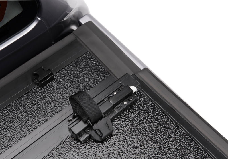 UnderCover Toyota Tacoma 5ft Flex Bed Cover