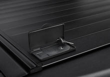 Load image into Gallery viewer, Retrax 07+ Chevy/GMC 5.8ft Bed (Wide RETRAX Rail) RetraxPRO MX
