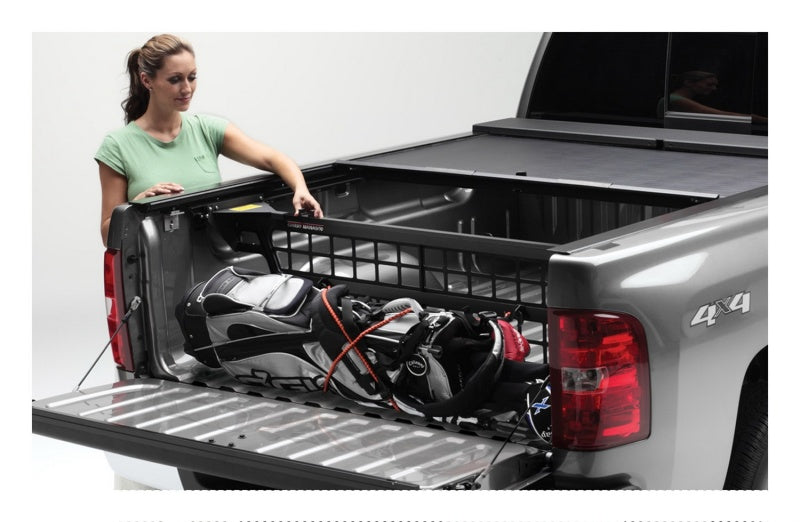 Roll-N-Lock Chevy Silverado/Sierra w/ OE Rail Caps SB 77-3/4in Cargo Manager