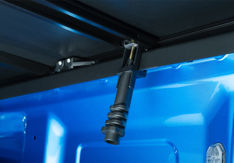 Extang Dodge Ram Box w/ Cargo Management System (5ft 7in) / 2019 Classic 1500 Trifecta e-Series