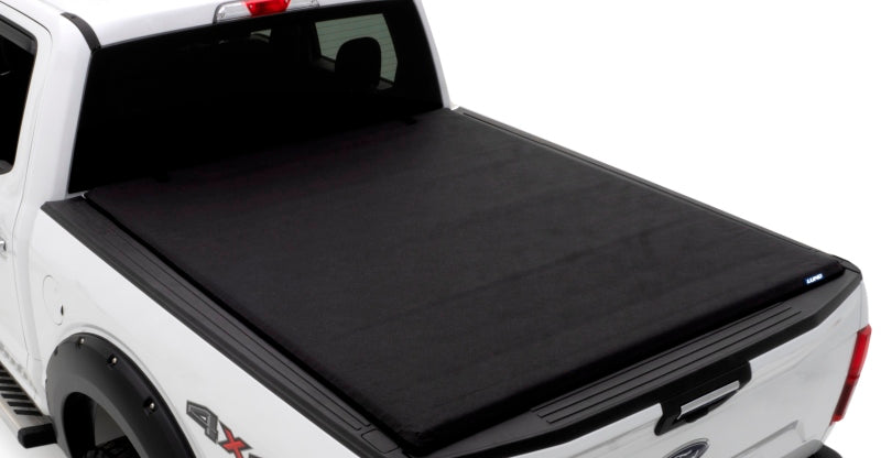 Lund 94-01 Dodge Ram 1500 (8ft. Bed) Genesis Roll Up Tonneau Cover - Black