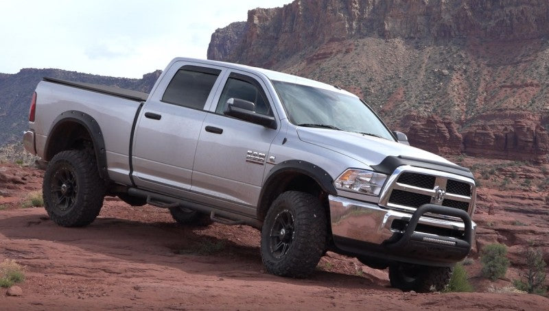 Lund Dodge Ram 2500 Bull Bar w/Light & Wiring - Black