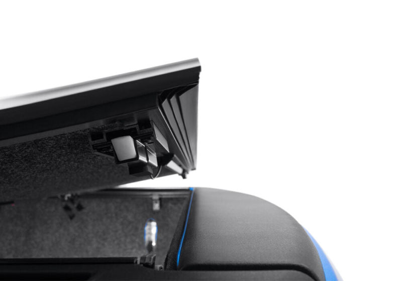 UnderCover DS & 2500/3500 8ft Ultra Flex Bed Cover