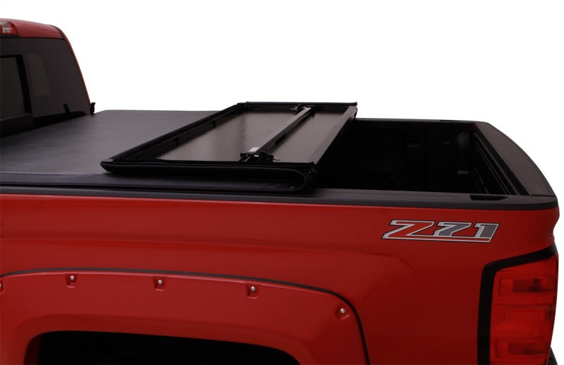 Lund Ford F-250 Super Duty Styleside (8ft. Bed) Hard Fold Tonneau Cover - Black