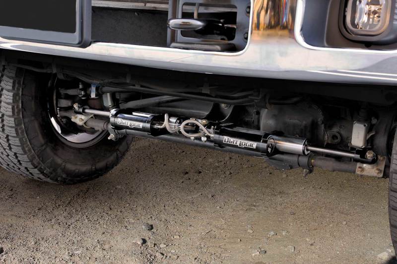 Fabtech 05+ Ford F250/350 4WD Dual Steering Stabilizer System (Opposing Style) w/DL 2.25 Res Shock
