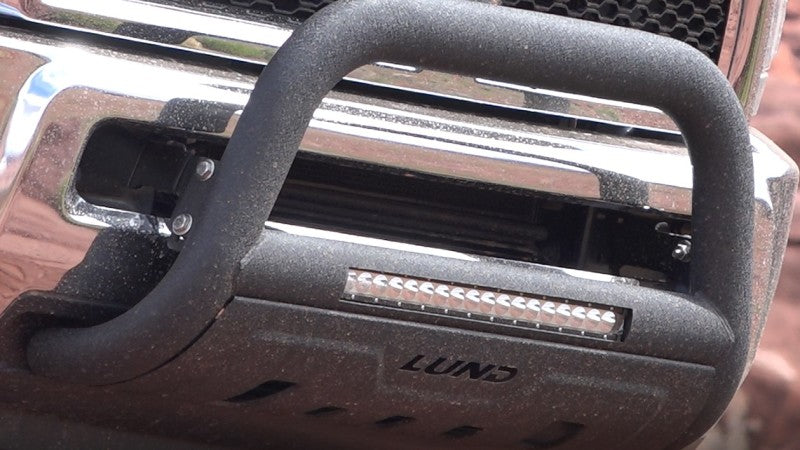 Lund Ford F-250 Super Duty Bull Bar w/Light & Wiring - Black