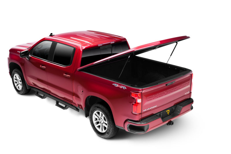 UnderCover Chevy Silverado 1500 6.5ft Lux Bed Cover - Olympic White