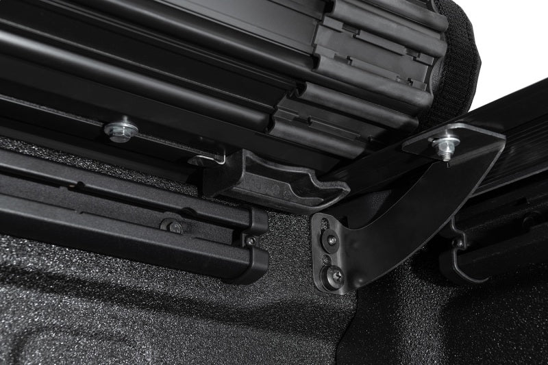 Rugged Ridge Armis Hard Rolling Bed Cover Gladiator JT