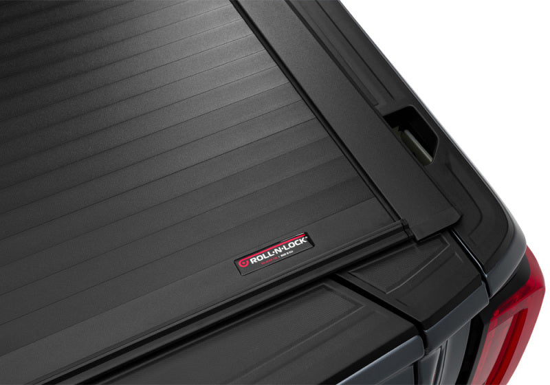 Roll-N-Lock Chevrolet Silverado 1500 SB 77-3/4in A-Series Retractable Tonneau Cover