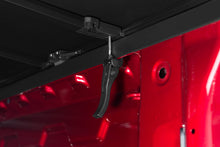 Load image into Gallery viewer, Tonno Pro 14-19 Chevy Silverado 1500 6.6ft Fleetside Tonno Fold Tri-Fold Tonneau Cover