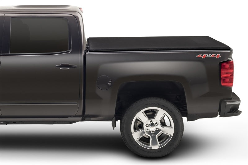 Extang Nissan Titan (5ft 6in) (w/o Rail System) Trifecta Signature 2.0