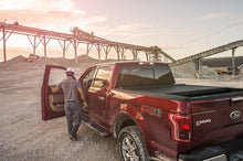 Load image into Gallery viewer, Roll-N-Lock Ford F-150 SB 77-3/8in A-Series Retractable Tonneau Cover
