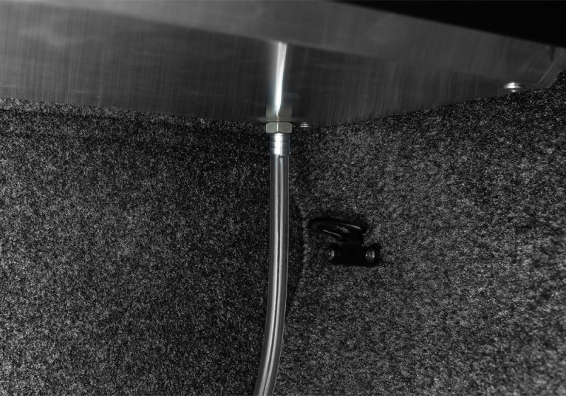 Roll-N-Lock 15-20 Ford F-150 65-5/8in E-Series Retractable Tonneau Cover