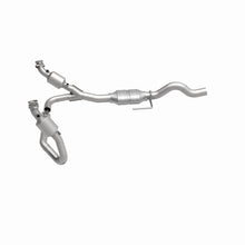 Load image into Gallery viewer, MagnaFlow Conv DF 01 Dakota 3.9L 4wd OEM