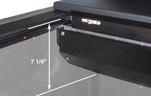 Load image into Gallery viewer, Roll-N-Lock Chevy Colorado/Canyon LB 71-1/2in M-Series Retractable Tonneau Cover