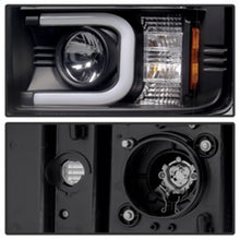 Load image into Gallery viewer, Spyder Chevy Silverado 2014-16 2500 HD Projector Headlights Light Bar DRL Blk PRO-YD-CSHD14-LBDRL-BK