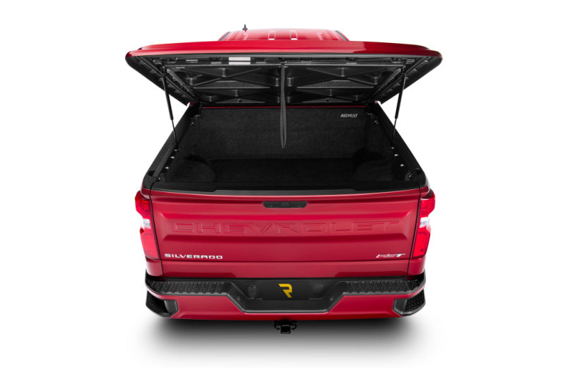 UnderCover Chevy Silverado 1500 6.5ft Lux Bed Cover - Olympic White