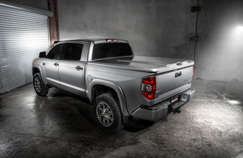 UnderCover Toyota Tacoma 6ft Elite LX Bed Cover - Silver Sky (Req Factory Deck Rails)
