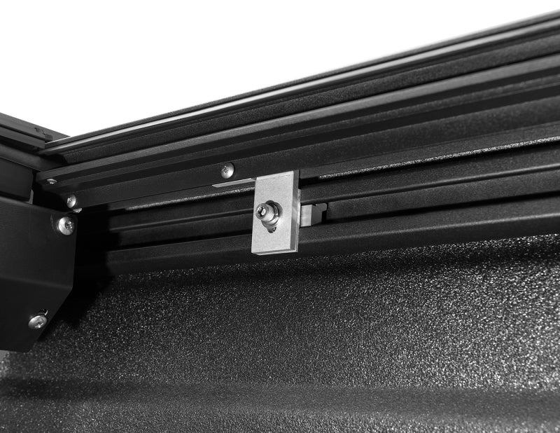 Roll-N-Lock Jeep Gladiator 5ft bed M-Series Retractable Tonneau Cover