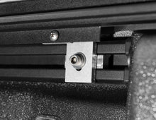 Load image into Gallery viewer, Roll-N-Lock Jeep Gladiator 5ft bed M-Series Retractable Tonneau Cover