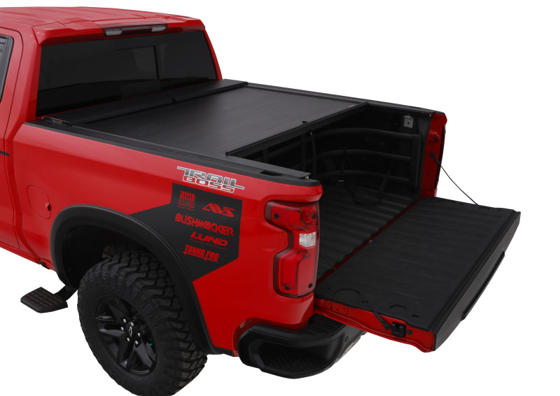 Roll-N-Lock 2022 Toyota Tundra Crew/Double Cab (5ft6in Bed) A-Series Retractable Tonneau Cover
