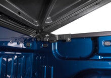 Load image into Gallery viewer, UnderCover Chevy Silverado 1500 5.8ft Lux Bed Cover - Iridium Effect