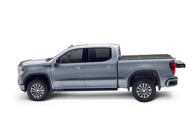 UnderCover Silverado / Sierra Limited/Legacy 5.5ft Triad Bed Cover