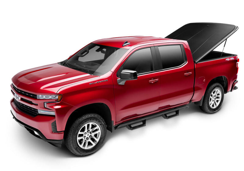 UnderCover Chevy Silverado 1500 5.8ft SE Bed Cover - Black Textured