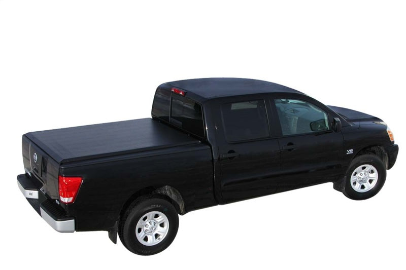 Access Literider 04-15 Titan King Cab 6ft 7in Bed (Clamps On w/ or w/o Utili-Track) Roll-Up Cover