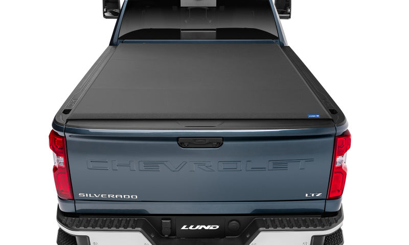 Lund Chevy Silverado 1500 (8ft. Bed) Genesis Elite Roll Up Tonneau Cover - Black