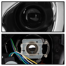 Load image into Gallery viewer, Spyder Mini Countryman 11-16 V2 Xenon/HID Only Proj Headlights - Black PRO-YD-MCO11HID-BK