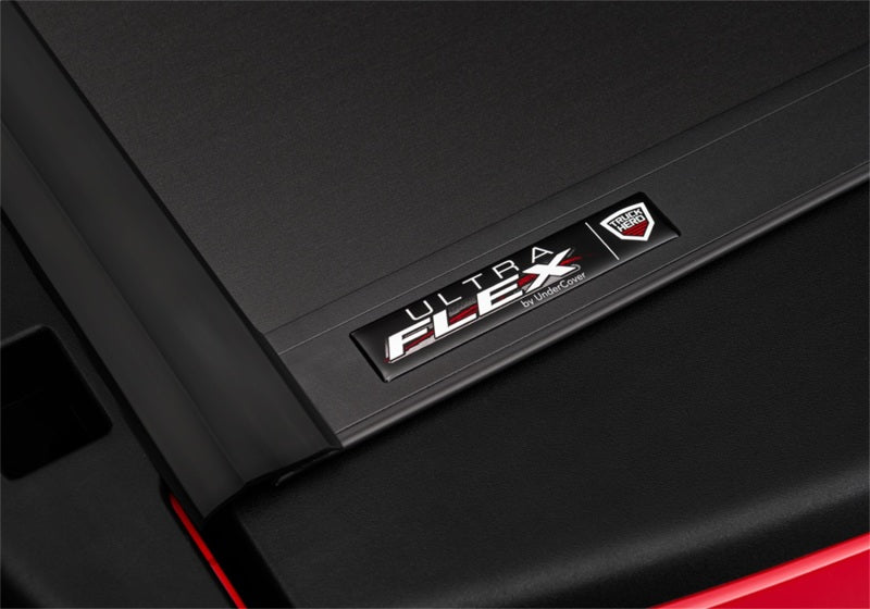 UnderCover Ram 1500 (w/o Rambox) (19+ Classic) 5.7ft Ultra Flex Bed Cover - Matte Black Finish