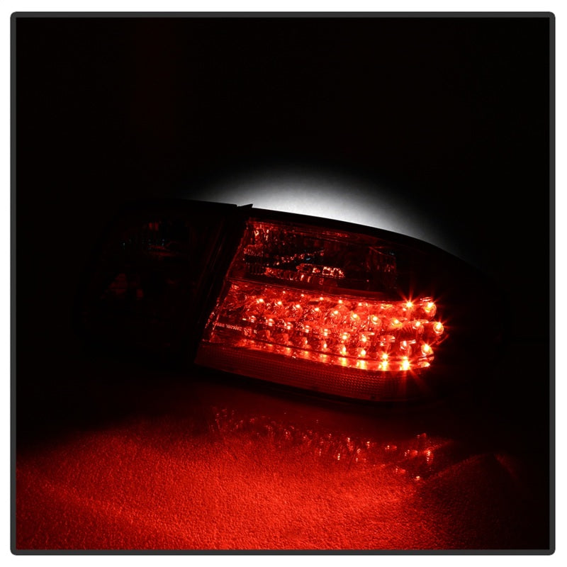 Mercedes benz W210 tail lamp tail light Mercedes benz W210 tail lamp tail light