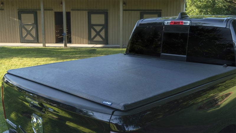 Lund Nissan Frontier 6ft. Bed - Genesis Tri-Fold Tonneau Cover - Black