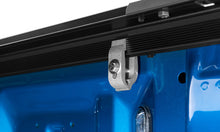 Load image into Gallery viewer, Lund Chevy Colorado (5ft. Bed) Genesis Elite Roll Up Tonneau Cover - Black