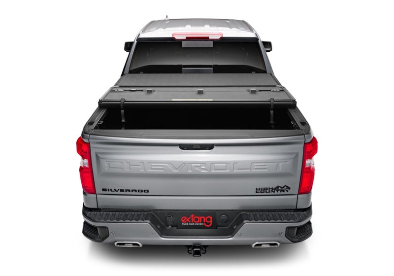 Extang 14-19 Chevy/GMC Silverado/Sierra 1500 (6ft. 7in. Bed) Solid Fold ALX