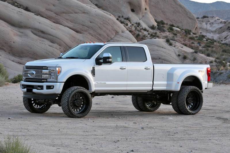 Fabtech 18+ Ford F450/F550 4WD Diesel 6in Rad Arm Sys w/4.0 & 2.25Dl