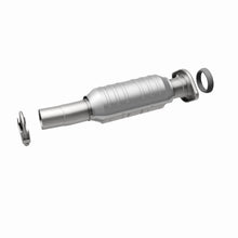 Load image into Gallery viewer, Magnaflow Conv DF 04-06 Toyota Sienna 3.3L AWD Rear